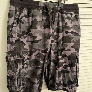 South Pole Gray Camouflage Cargo Shorts